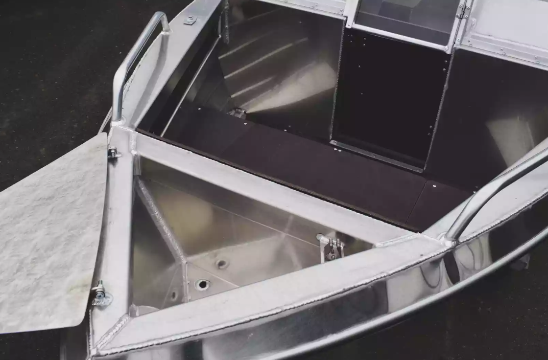 Алюминиевая лодка  Neman-400 DC в Димитровграде Алюминиевая лодка  Neman-400 DC в Димитровграде