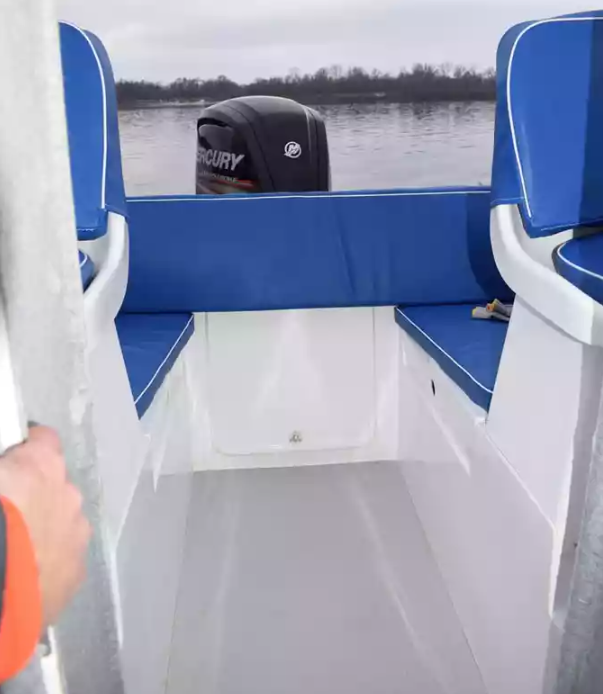 Комбинированный катер Neman-500 с каютой в Димитровграде Комбинированный катер Neman-500 с каютой в Димитровграде