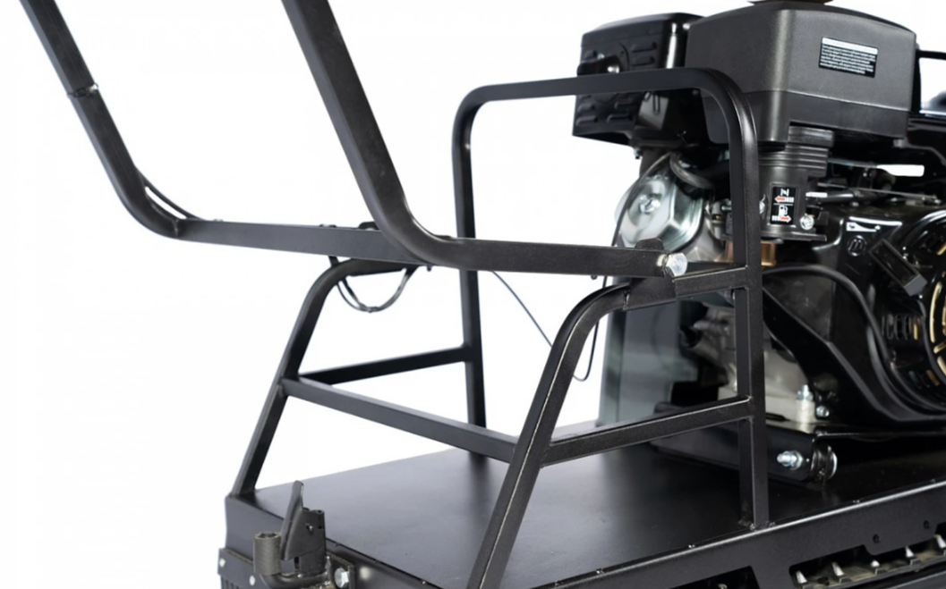 Мотобуксировщик БУРЛАК-M2 LFK 20 л.с. Промысловик в Димитровграде Мотобуксировщик БУРЛАК-M2 LFK 20 л.с. Промысловик в Димитровграде