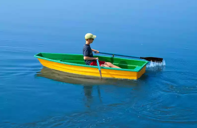 Стеклопластиковая лодка Малютка в Димитровграде Стеклопластиковая лодка Малютка в Димитровграде