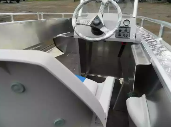 Алюминиевый катер Wyatboat-490 C в Димитровграде Алюминиевый катер Wyatboat-490 C в Димитровграде