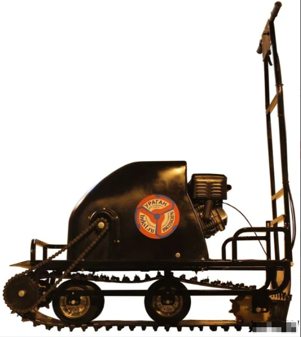 Мотобуксировщик Ураган Базовый 15 л.с. в Димитровграде Мотобуксировщик Ураган Базовый 15 л.с. в Димитровграде