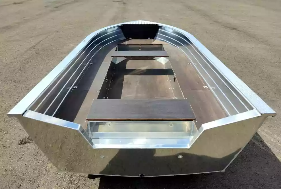 Алюминиевая лодка Неман-400 в Димитровграде Алюминиевая лодка Неман-400 в Димитровграде