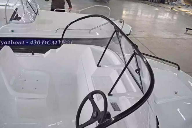 Комбинированный катер Wyatboat-430 M в Димитровграде Комбинированный катер Wyatboat-430 M в Димитровграде