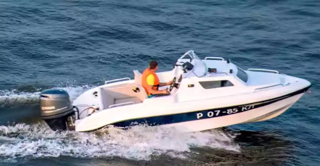 Стеклопластиковый катер Neman-500 в Димитровграде Стеклопластиковый катер Neman-500 в Димитровграде