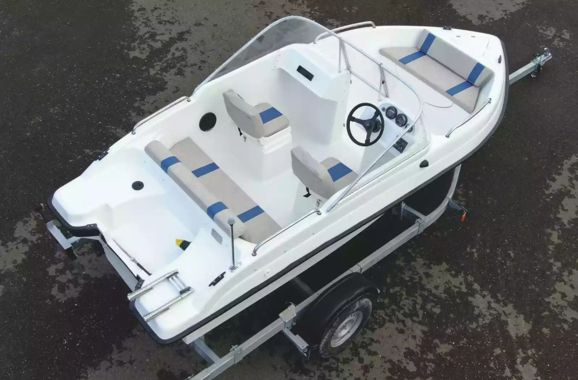 Стеклопластиковый катер Wyatboat-3 DC Open в Димитровграде Стеклопластиковый катер Wyatboat-3 DC Open в Димитровграде