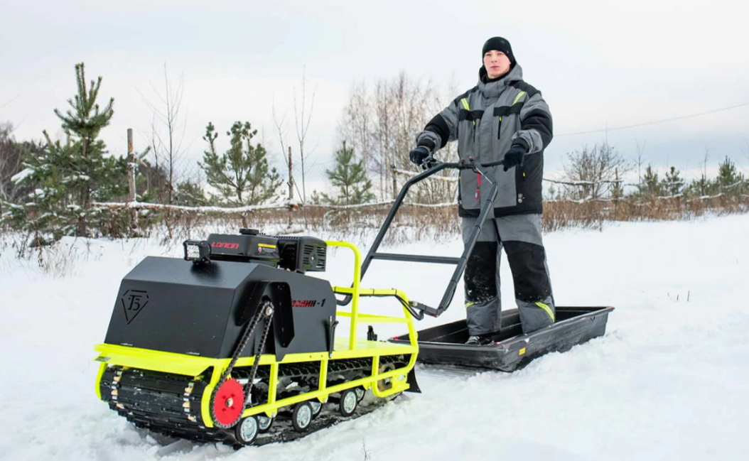 Мотобуксировщик Бурлак ХОЗЯИН-1 (капот ткань) в Димитровграде Мотобуксировщик Бурлак ХОЗЯИН-1 (капот ткань) в Димитровграде