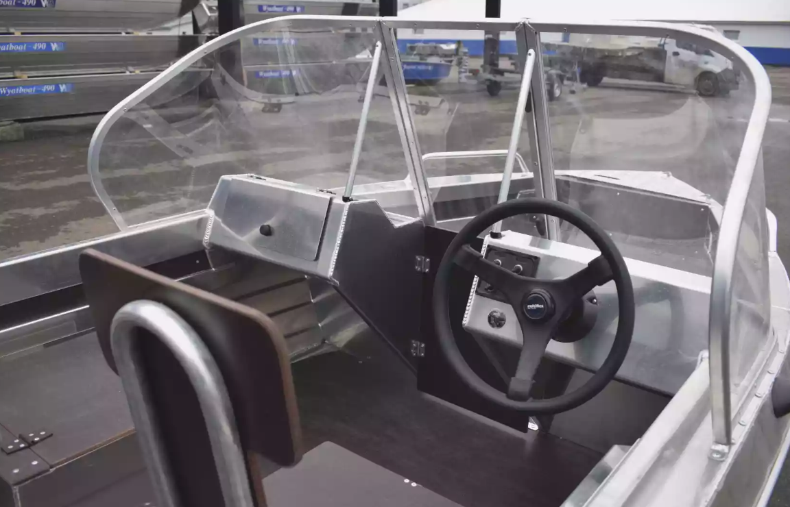 Алюминиевая лодка  Neman-400 DC в Димитровграде Алюминиевая лодка  Neman-400 DC в Димитровграде