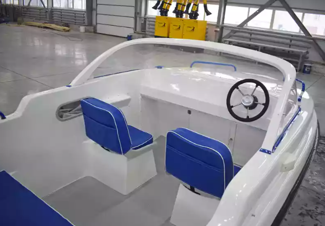 Комбинированный катер Neman-450 в Димитровграде Комбинированный катер Neman-450 в Димитровграде