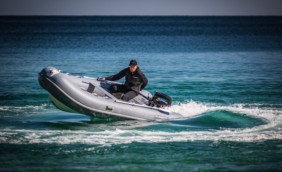 Лодка GLADIATOR RIB380AL в Димитровграде Лодка GLADIATOR RIB380AL в Димитровграде