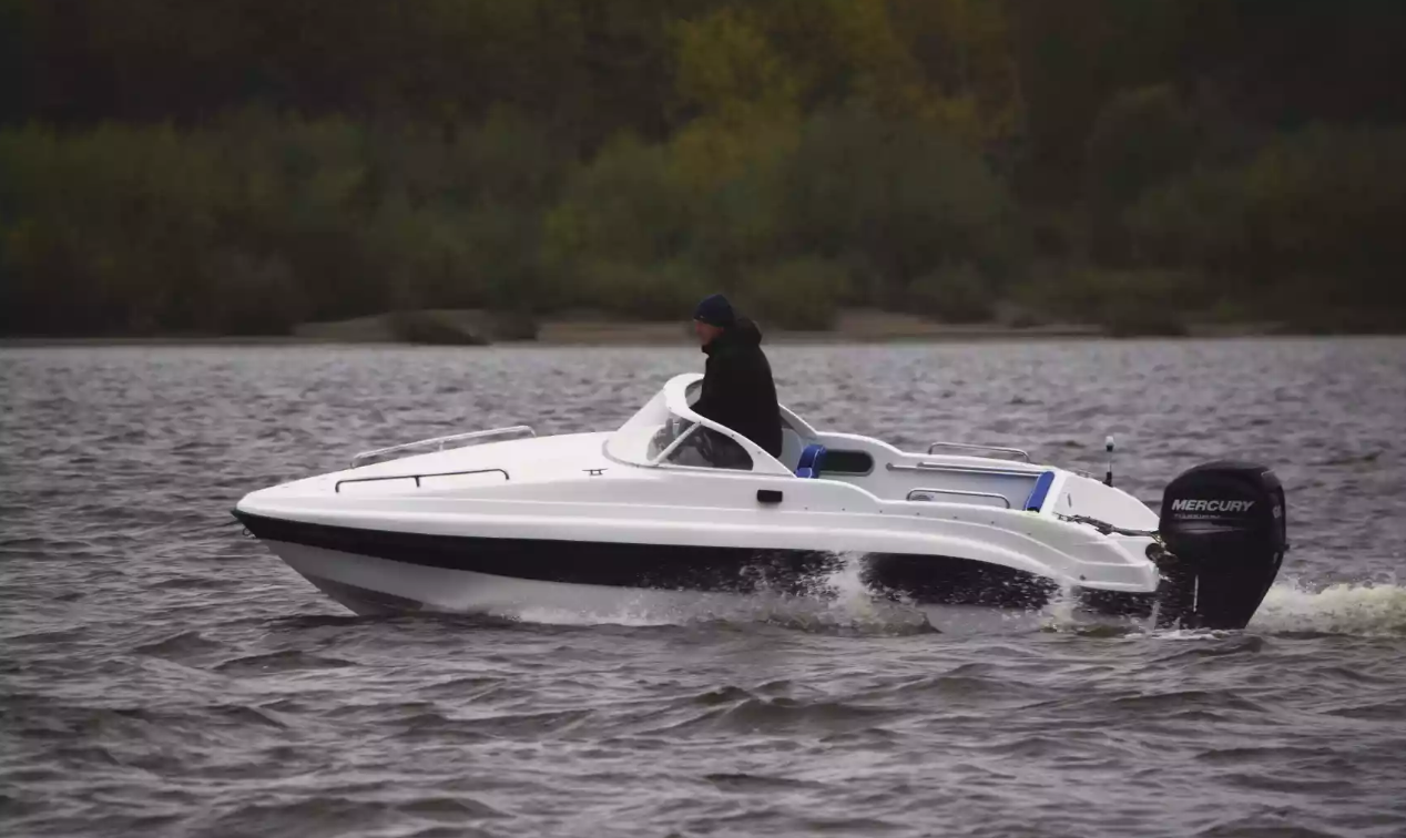 Стеклопластиковый катер Neman-500 Р в Димитровграде Стеклопластиковый катер Neman-500 Р в Димитровграде