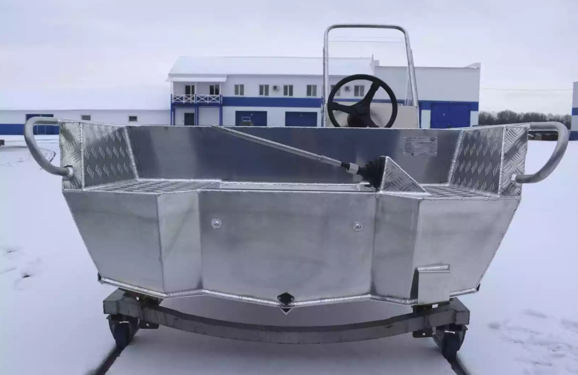 Алюминиевый катер Wyatboat-390 C в Димитровграде Алюминиевый катер Wyatboat-390 C в Димитровграде