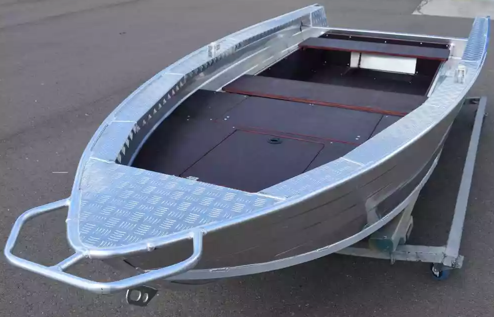 Алюминиевая лодка Wyatboat-390Р Fish в Димитровграде Алюминиевая лодка Wyatboat-390Р Fish в Димитровграде