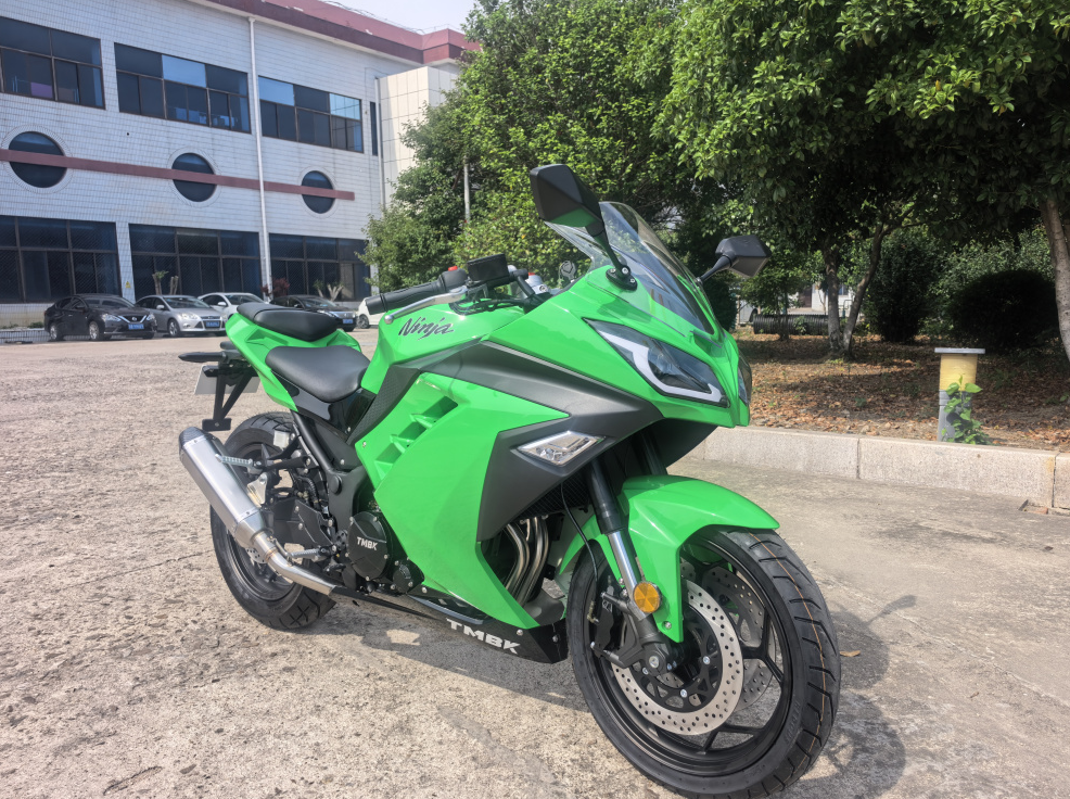 Мотоцикл TMBK Ninja 400cc в Димитровграде Мотоцикл TMBK Ninja 400cc в Димитровграде