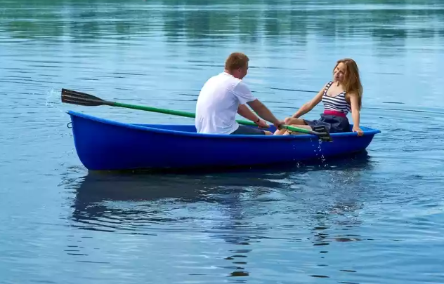 Стеклопластиковая лодка Дельфин в Димитровграде Стеклопластиковая лодка Дельфин в Димитровграде