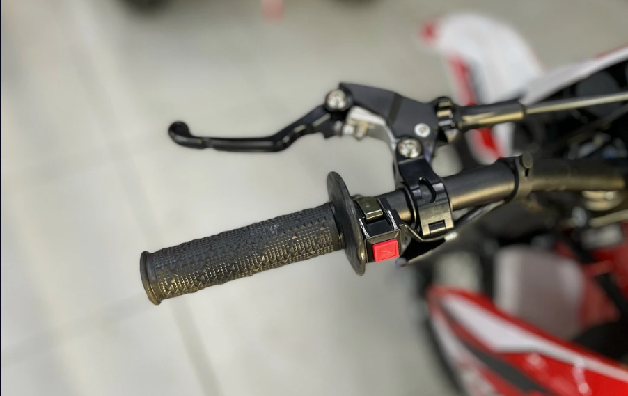 Мотоцикл Progasi SUPER MAX 250 PRO SPORT в Димитровграде Мотоцикл Progasi SUPER MAX 250 PRO SPORT в Димитровграде