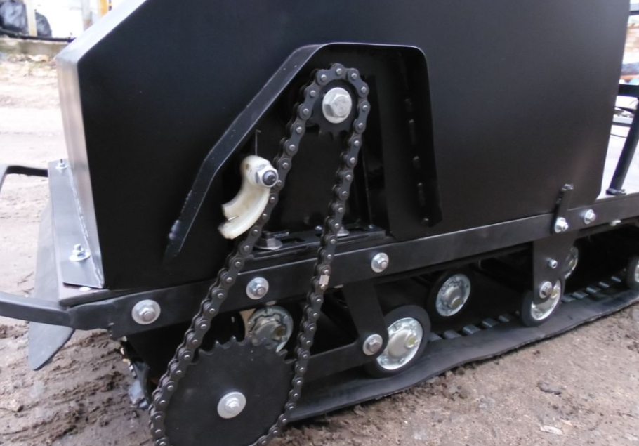 Мотобуксировщик AhtaR Зима 15 л/с с вариатором в Димитровграде Мотобуксировщик AhtaR Зима 15 л/с с вариатором в Димитровграде