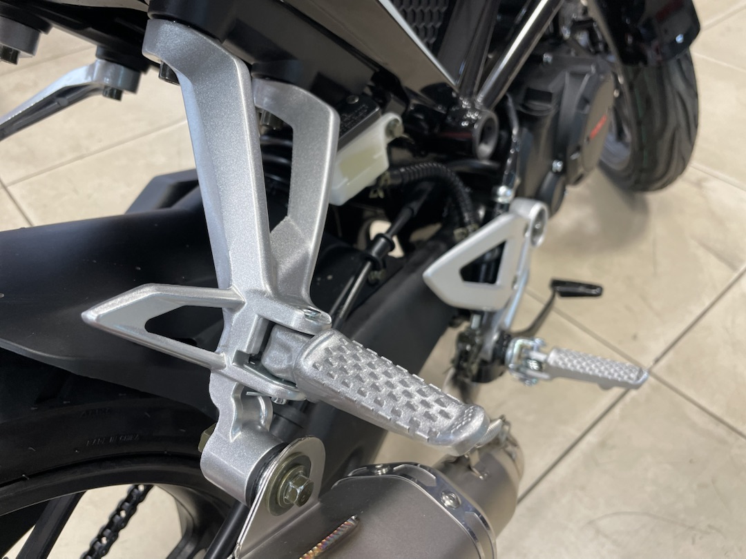 Мопед PROMAX CB150R (49) в Димитровграде Мопед PROMAX CB150R (49) в Димитровграде