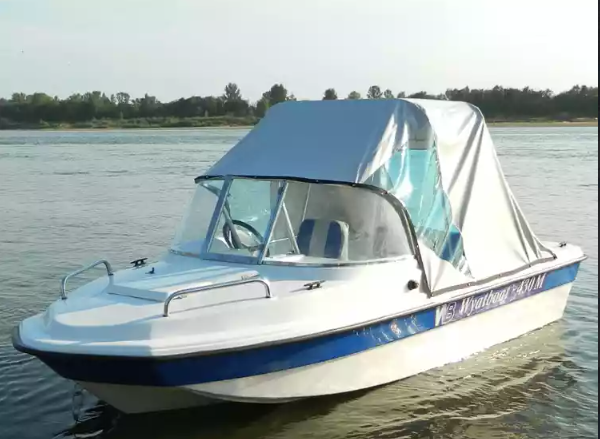 Стеклопластиковый катер Wyatboat-430 M (тримаран) в Димитровграде Стеклопластиковый катер Wyatboat-430 M (тримаран) в Димитровграде