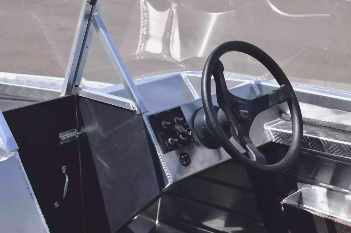 Алюминиевый катер Wyatboat-390 DCM в Димитровграде Алюминиевый катер Wyatboat-390 DCM в Димитровграде