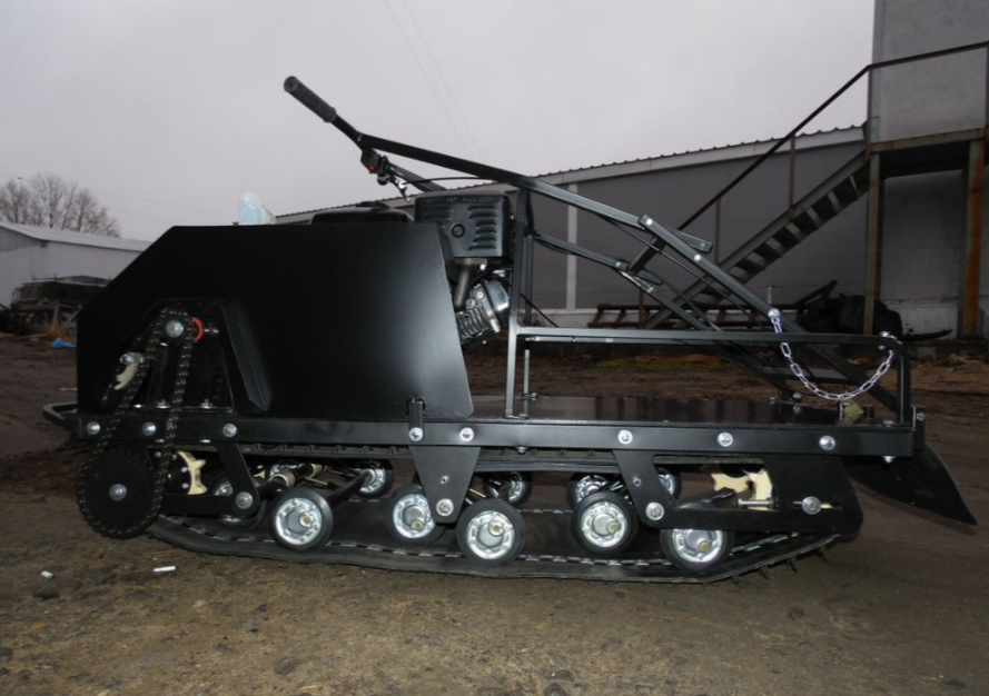 Мотобуксировщик AhtaR Зима 15 л/с с вариатором в Димитровграде Мотобуксировщик AhtaR Зима 15 л/с с вариатором в Димитровграде