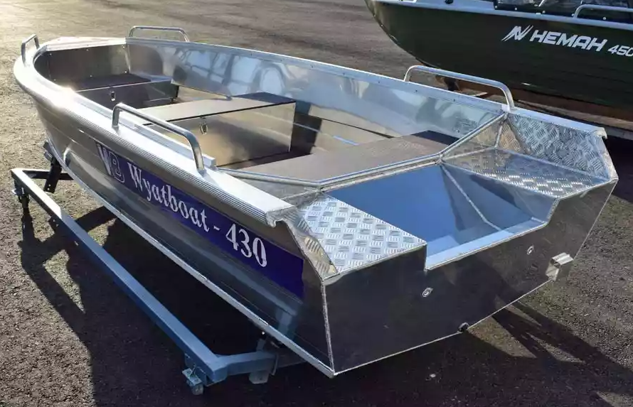Алюминиевая лодка  Wyatboat-430 Р в Димитровграде Алюминиевая лодка  Wyatboat-430 Р в Димитровграде