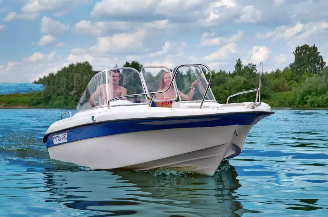 Стеклопластиковый катер Neman-530 Open в Димитровграде Стеклопластиковый катер Neman-530 Open в Димитровграде