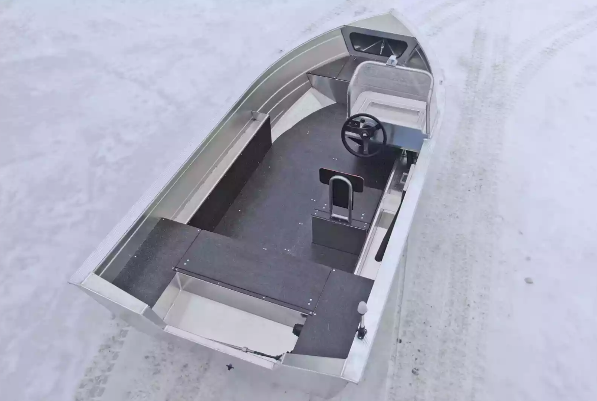 Алюминиевый катер Неман-400 С в Димитровграде Алюминиевый катер Неман-400 С в Димитровграде