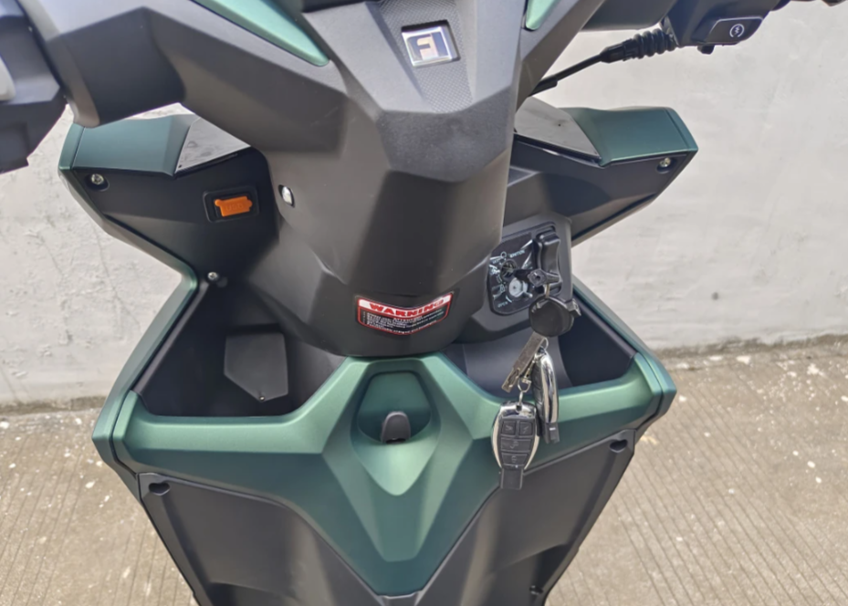 Скутер PROMAX INFERNO 250 (49) в Димитровграде Скутер PROMAX INFERNO 250 (49) в Димитровграде