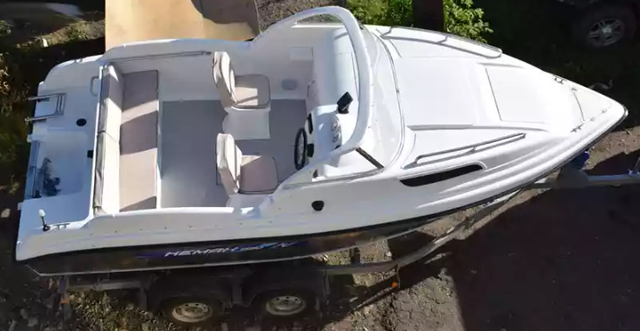 Комбинированный катер Neman-550 с каютой в Димитровграде Комбинированный катер Neman-550 с каютой в Димитровграде