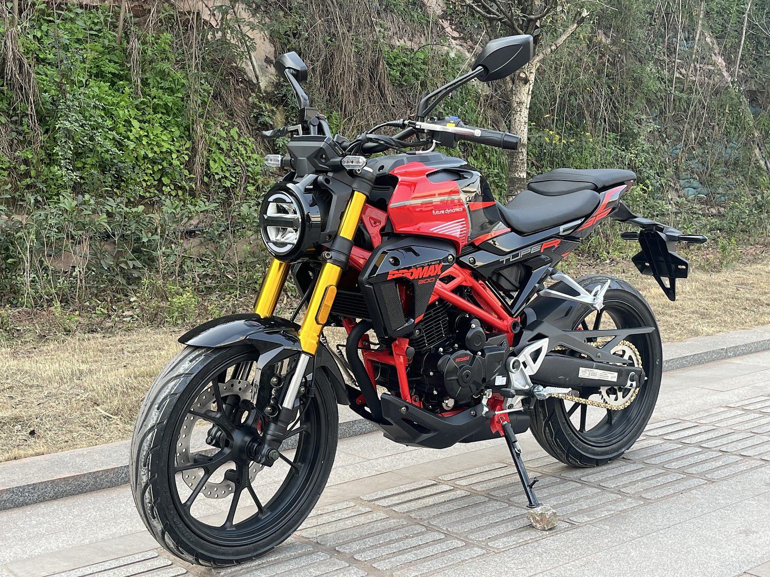 Мотоцикл PROMAX CB300 в Димитровграде