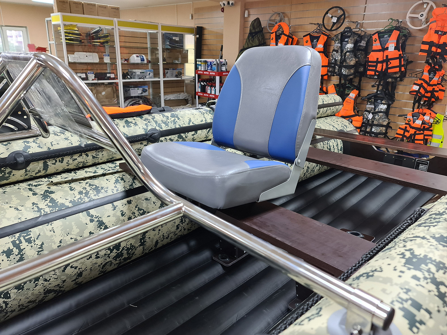 КРЕСЛО МЯГКОЕ РАСКЛАДНОЕ С ПОВОРОТНЫМ МЕХАНИЗМОМ ДЛЯ ЛОДОК в Димитровграде КРЕСЛО МЯГКОЕ РАСКЛАДНОЕ С ПОВОРОТНЫМ МЕХАНИЗМОМ ДЛЯ ЛОДОК в Димитровграде