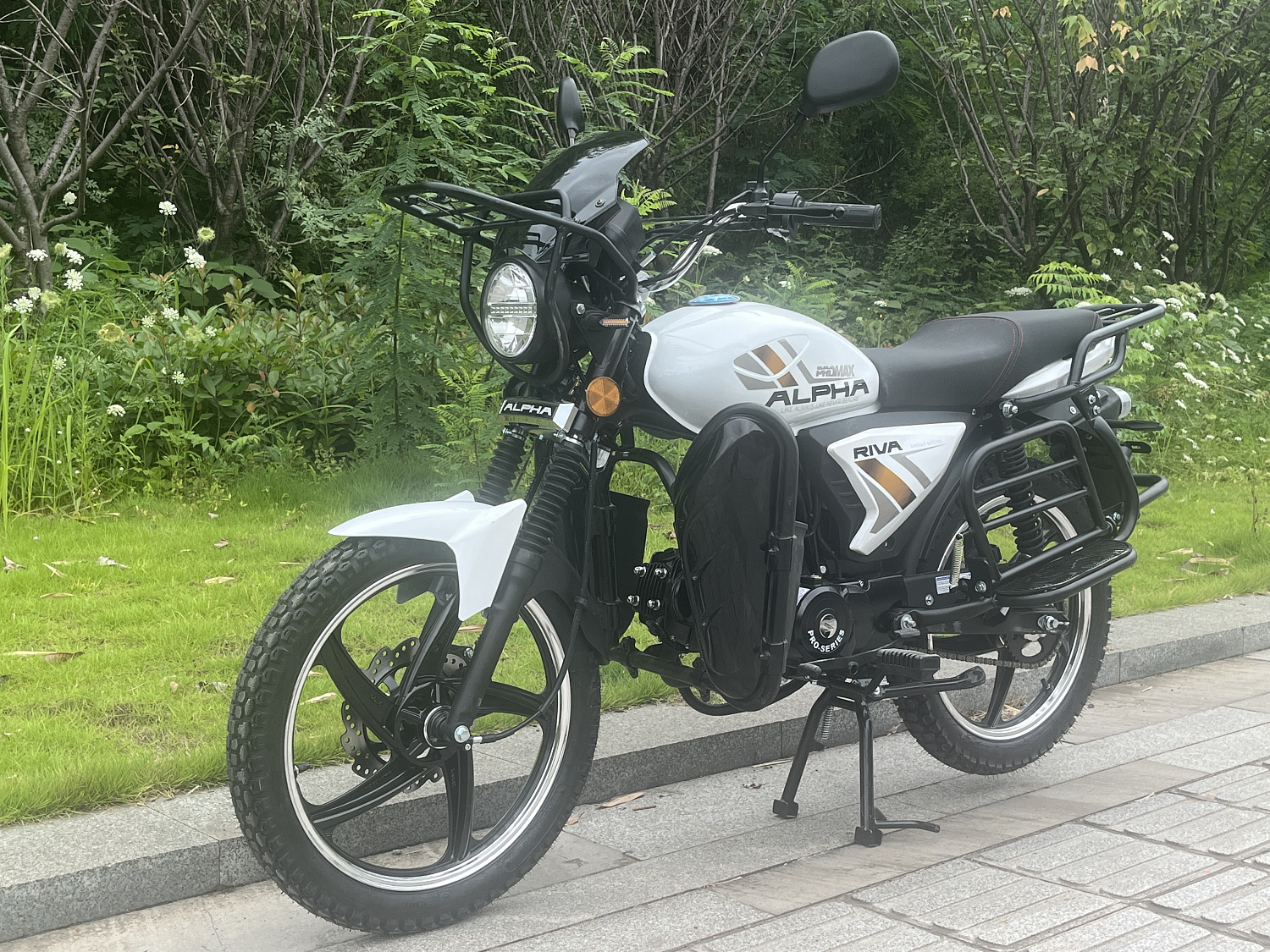 Мопед PROMAX ALPHA RIVA OFF-ROAD 130(49) в Димитровграде Мопед PROMAX ALPHA RIVA OFF-ROAD 130(49) в Димитровграде