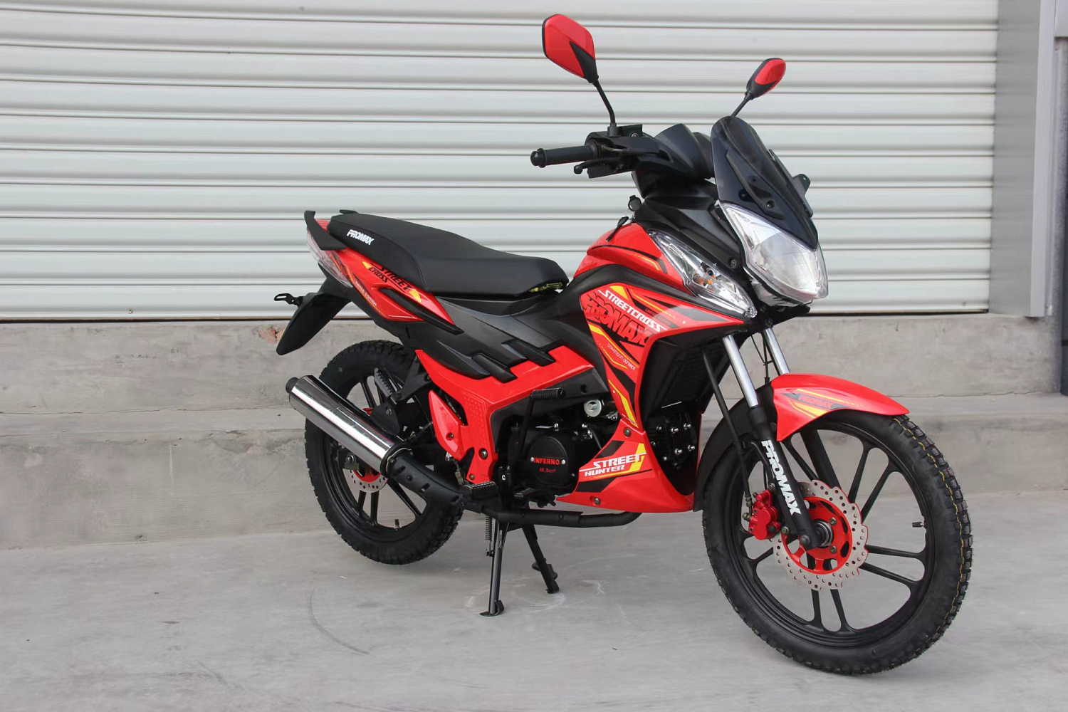 Мопед PROMAX STREET CROSS MAX 150 (49) в Димитровграде Мопед PROMAX STREET CROSS MAX 150 (49) в Димитровграде