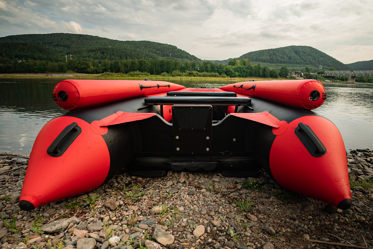 Лодка MISHIMO RIVER FJET PRO 400 под водомет в Димитровграде Лодка MISHIMO RIVER FJET PRO 400 под водомет в Димитровграде