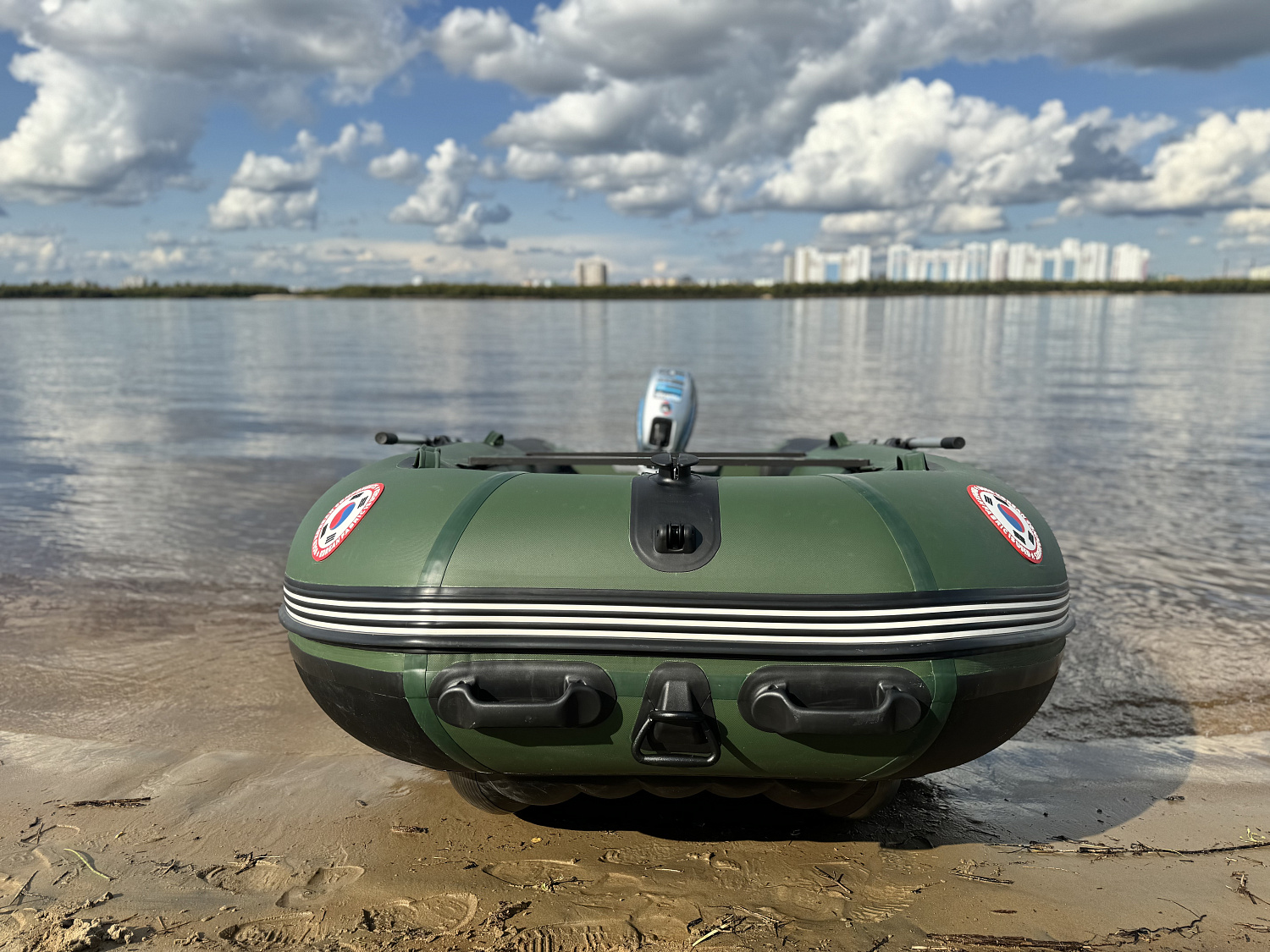 Лодка MISHIMO BIG FLOOR 400 в Димитровграде Лодка MISHIMO BIG FLOOR 400 в Димитровграде