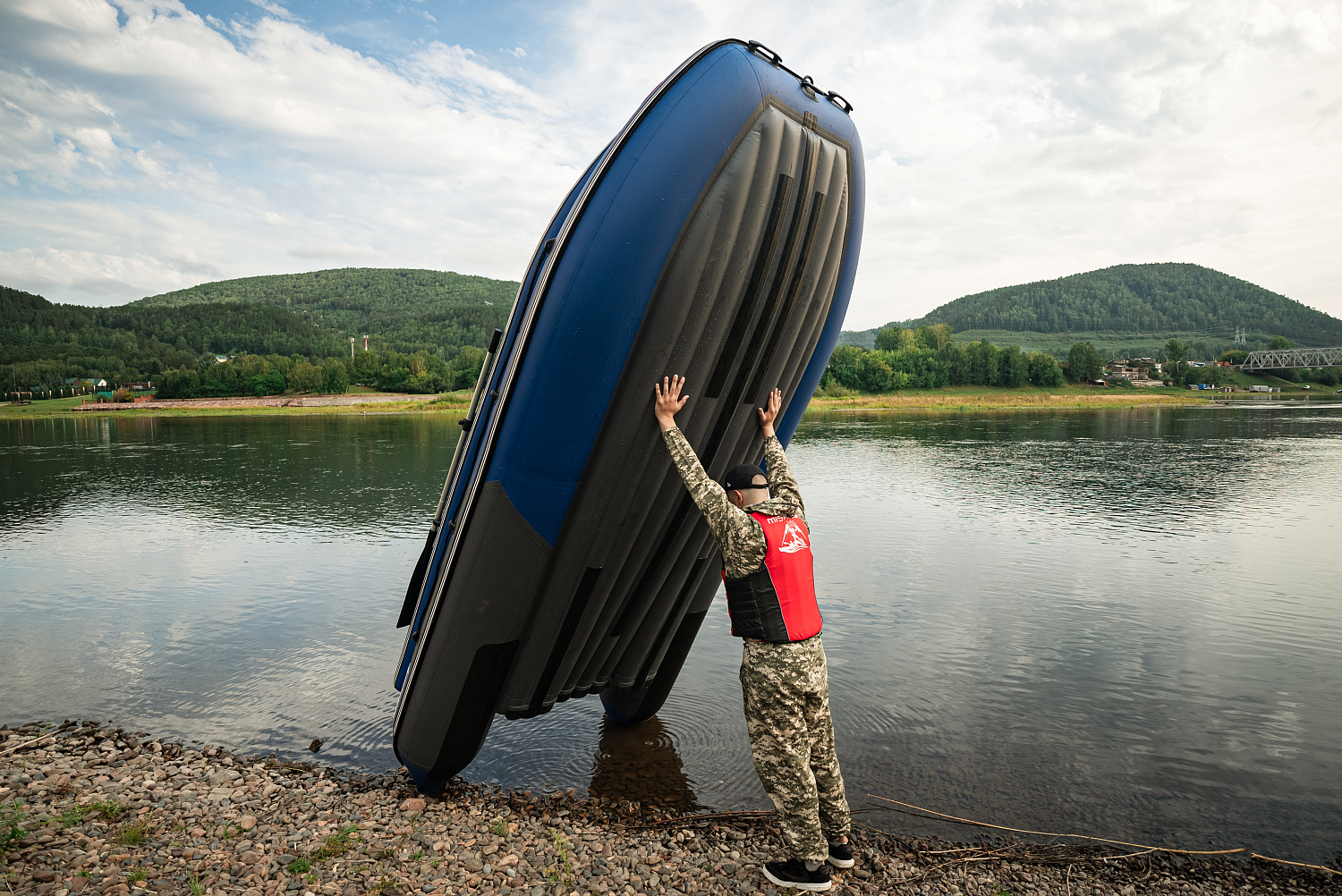 Лодка MISHIMO RIVER FJET PRO 400 под водомет в Димитровграде Лодка MISHIMO RIVER FJET PRO 400 под водомет в Димитровграде