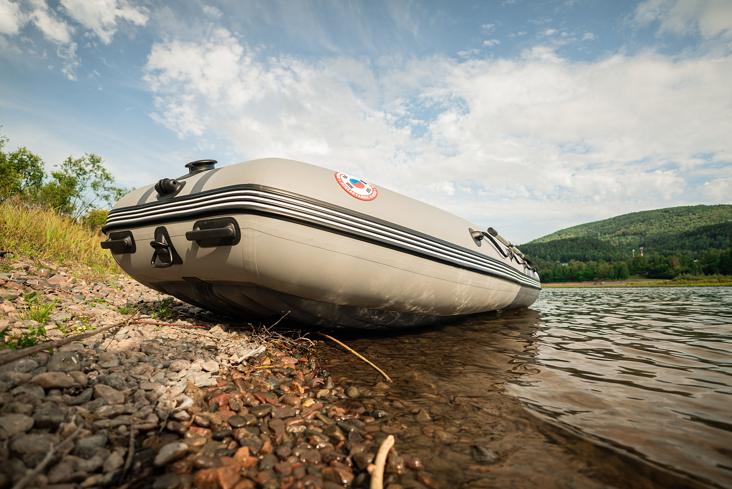 Лодка MISHIMO RIVER JET 390 под водомет в Димитровграде Лодка MISHIMO RIVER JET 390 под водомет в Димитровграде