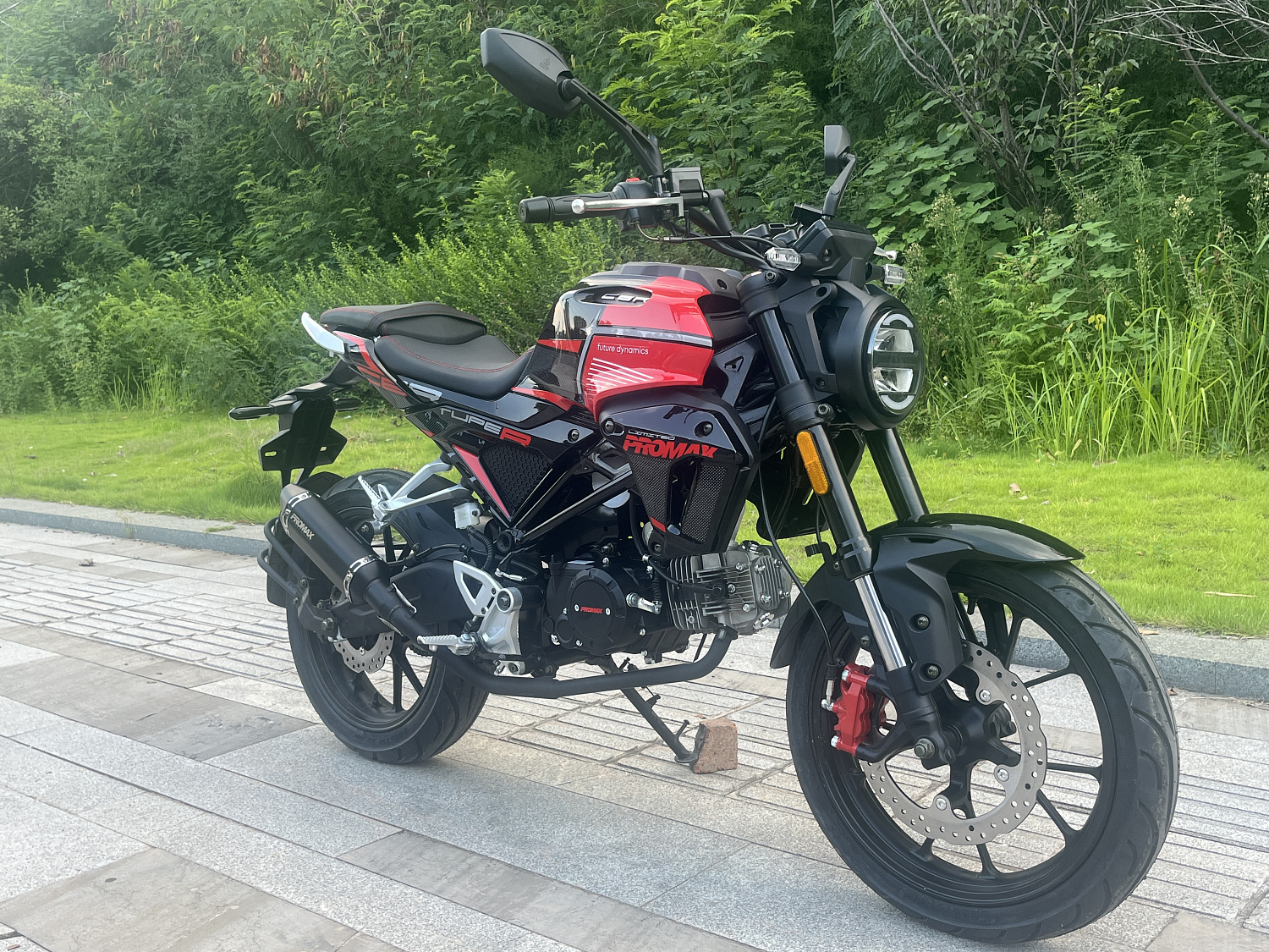 Мопед PROMAX CB130R (49) в Димитровграде Мопед PROMAX CB130R (49) в Димитровграде