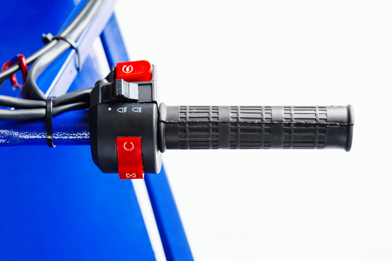 МОТОБУКСИРОВЩИК SNOW DOG 15 л.с. в Димитровграде МОТОБУКСИРОВЩИК SNOW DOG 15 л.с. в Димитровграде